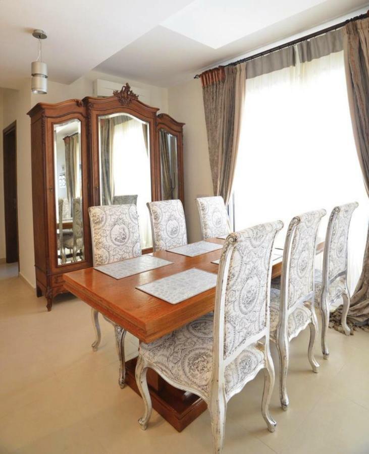 파포스 Huge Penthouse With Private Pool 아파트 외부 사진